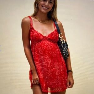 Isabelles cabinet Lovers Lane Blood Orange Dress